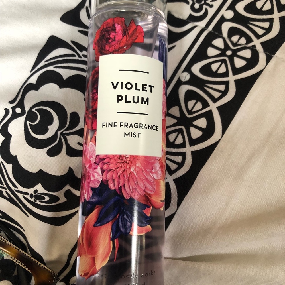Bath and Body Works NEW body spray